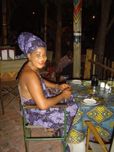 Mijn Zwarte Koningin in Afrikaanse outfit